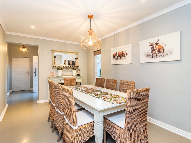 Timeless Elegance Meets Modern Comfort - Photo 9