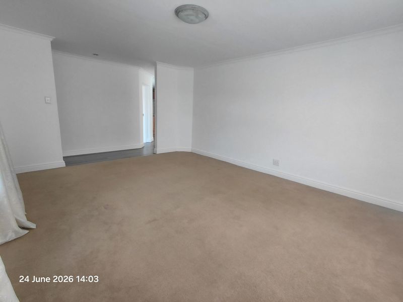 3 Bedroom Townhouse in Summerfields - Photo 5