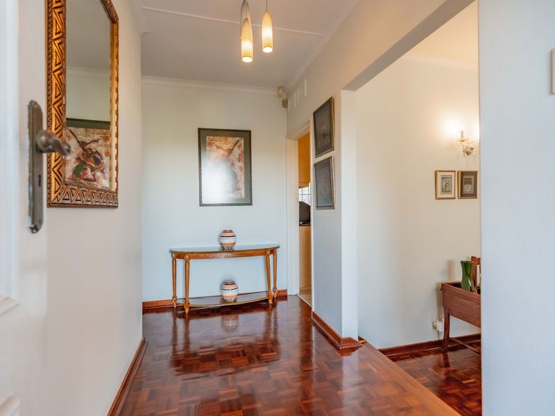 Modern Non Distressed Auction: Lets Tick Your Boxes - Immaculate Home in Atholl Heights - Photo 6