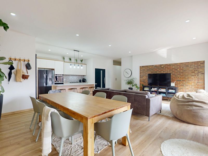 Luxury Living, Designed for Family Life - Photo 5