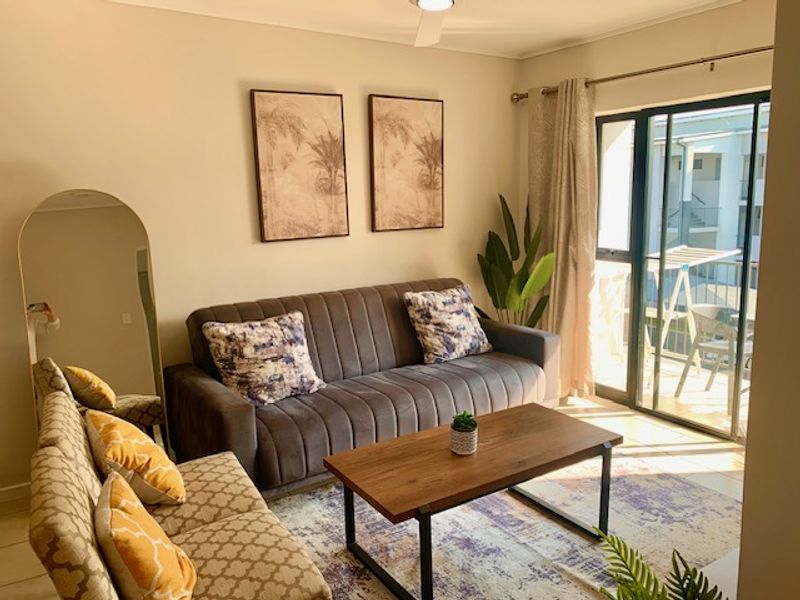 MODERN FULLY FURNISHED 2 BEDROOM TOP FLOOR APARTMENT AVAILALBLE IMMEDIATELY - Photo 9