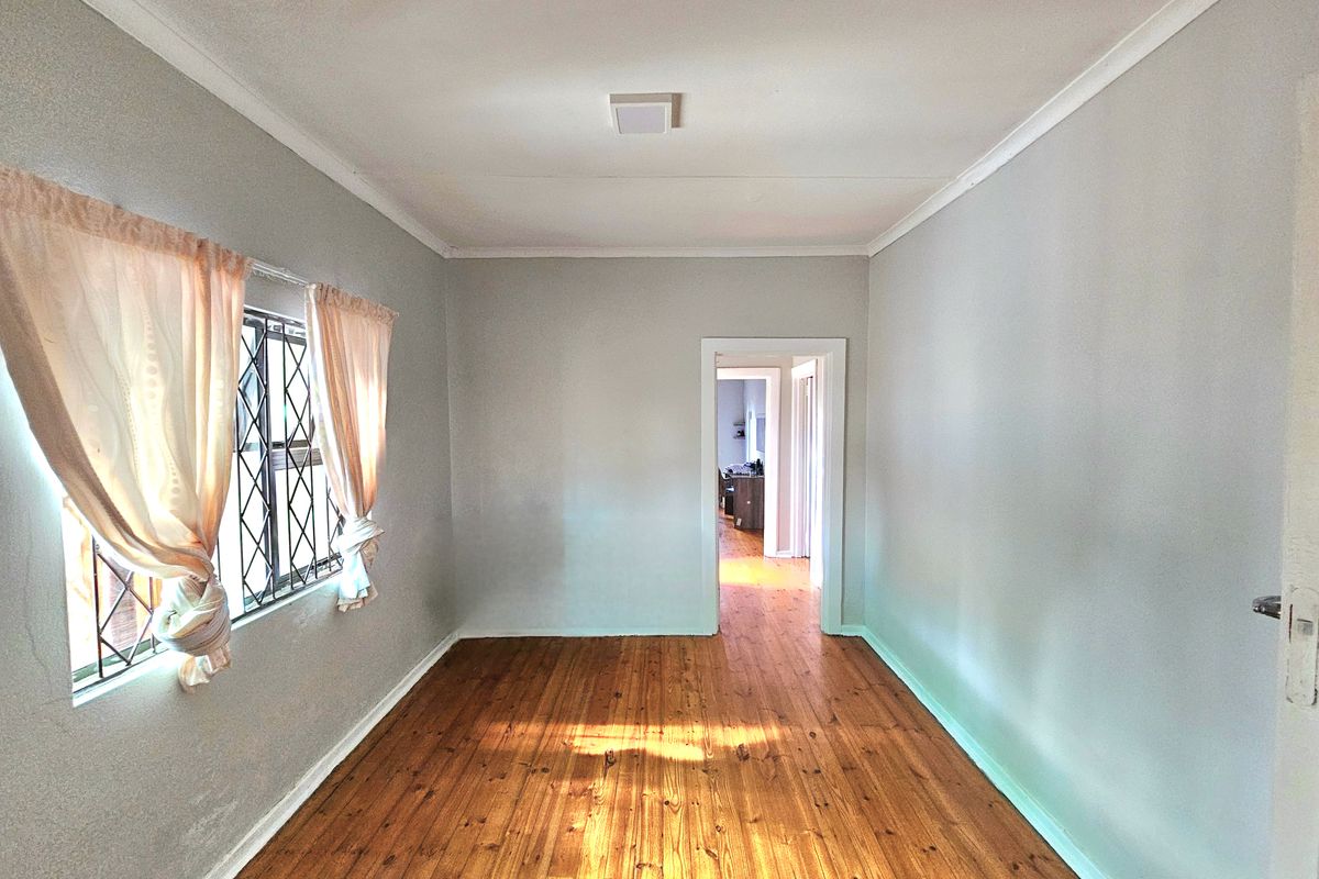 Large Family Home with 2 Bedroom Flat - Photo 5