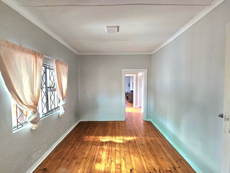Large Family Home with 2 Bedroom Flat - Photo 5