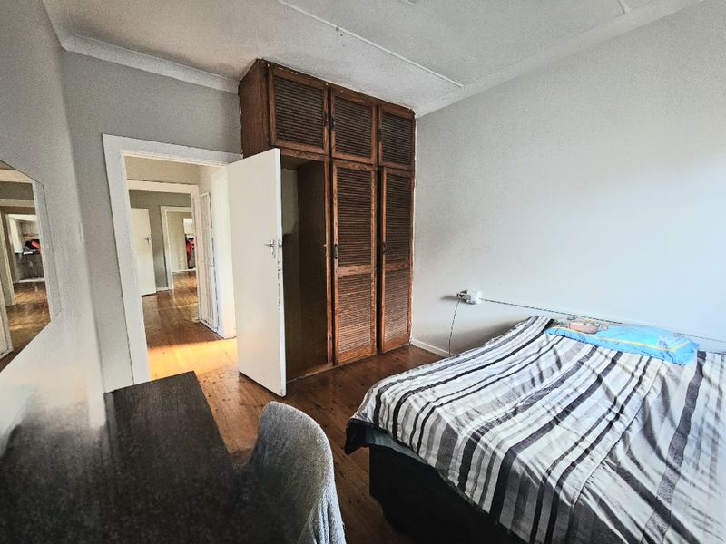 Large Family Home with 2 Bedroom Flat - Photo 10