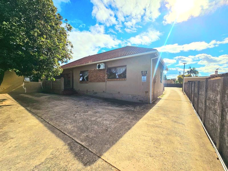 Large Family Home with 2 Bedroom Flat - Photo 2