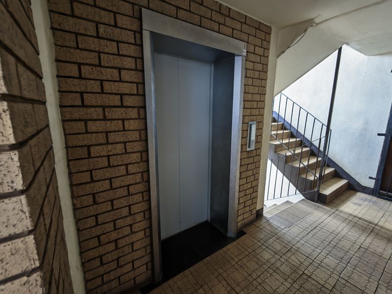 Lock-Up-and-Go  Apartment Close to Schools and Transport Routes - Photo 10