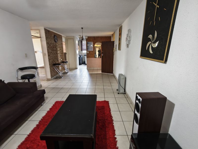 Lock-Up-and-Go  Apartment Close to Schools and Transport Routes - Photo 3