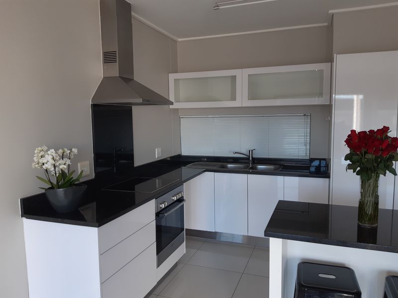 Secure, Contemporary Living with Ultimate Convenience - Photo 1