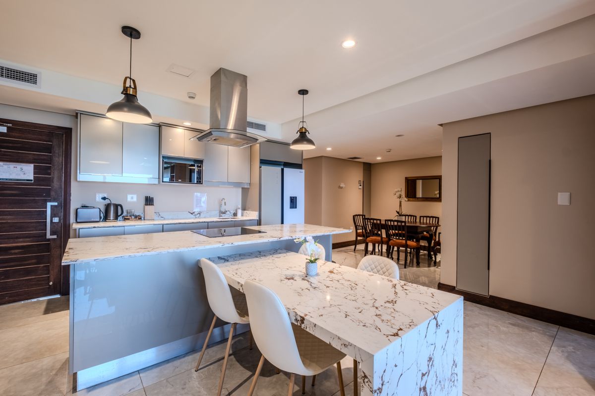 LUXURY APARTMENT WITH BREATHTAKING SEA VIEWS - Photo 5