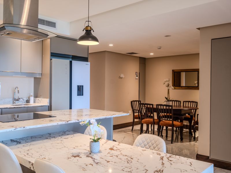 LUXURY APARTMENT WITH BREATHTAKING SEA VIEWS - Photo 6