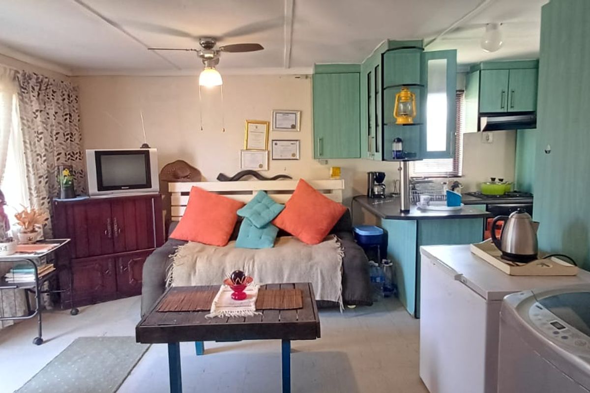 Affordable Home with a Spacious Yard in Haven Hills - Photo 4