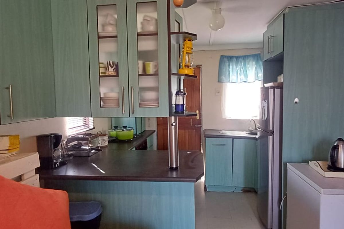 Affordable Home with a Spacious Yard in Haven Hills - Photo 2
