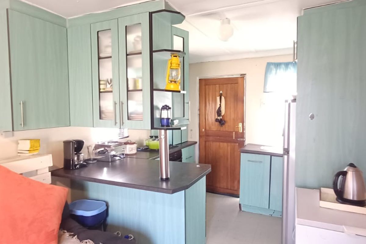 Affordable Home with a Spacious Yard in Haven Hills - Photo 3
