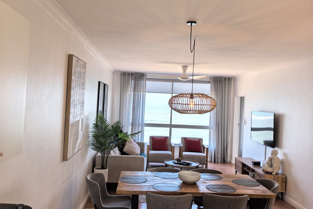 Strand Beachfront Living: 2 Bed, 2 Bath Fully Furnished, 6-Month Lease - Photo 4