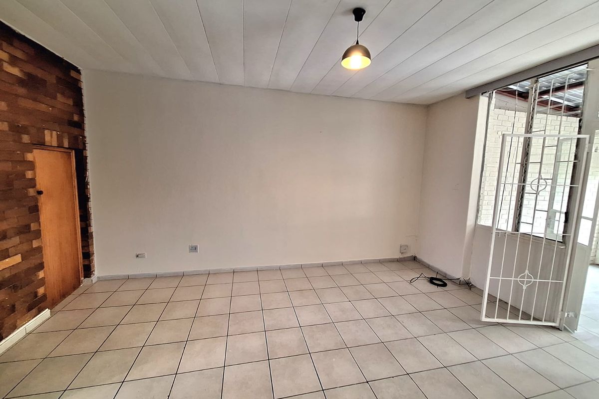 Flat Rental Monthly In Newcastle - Photo 2