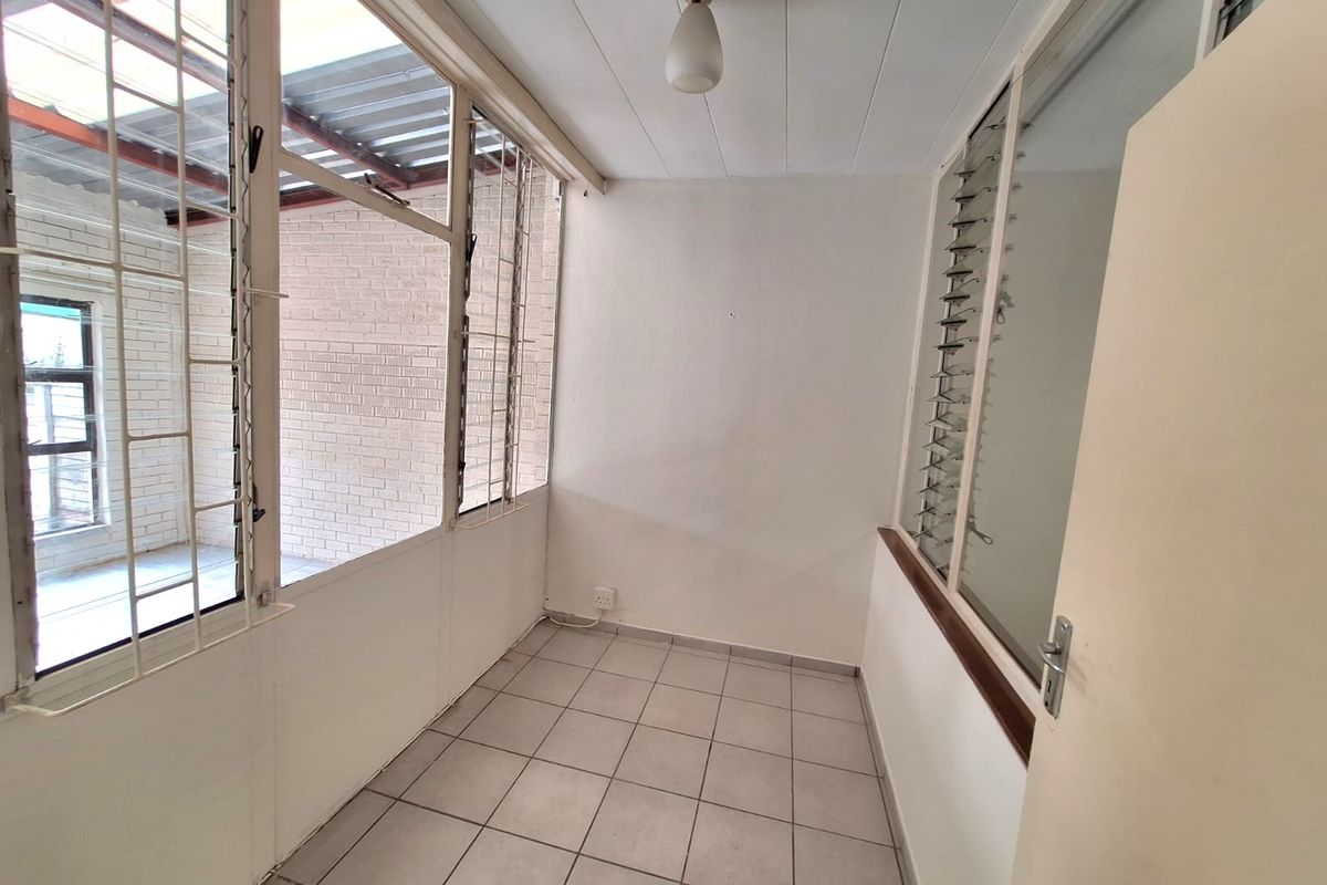 Flat Rental Monthly In Newcastle - Photo 3