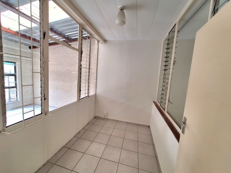 Flat Rental Monthly In Newcastle - Photo 3