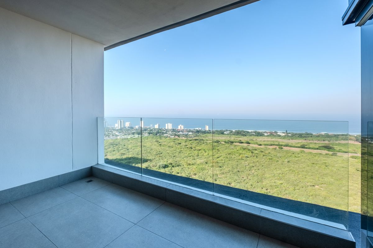LUXURY APARTMENT WITH BREATHTAKING SEA-VIEWS - Photo 4