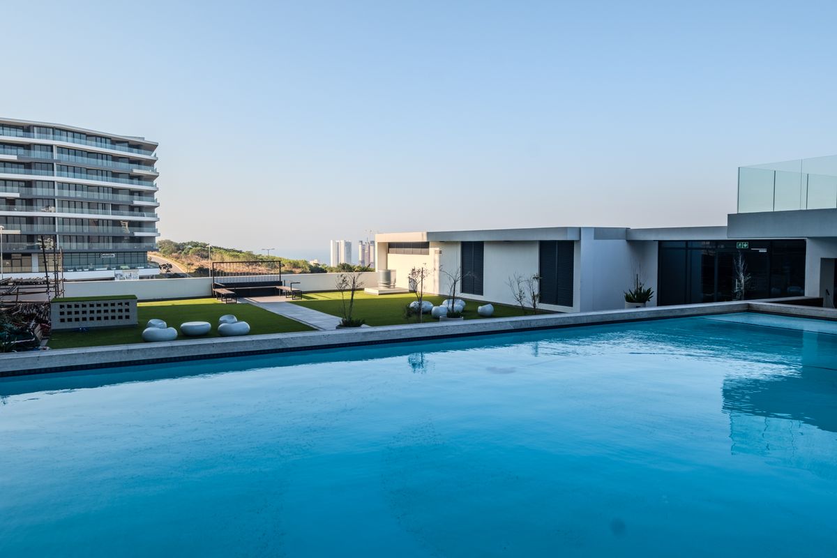 LUXURY APARTMENT WITH BREATHTAKING SEA-VIEWS - Photo 3