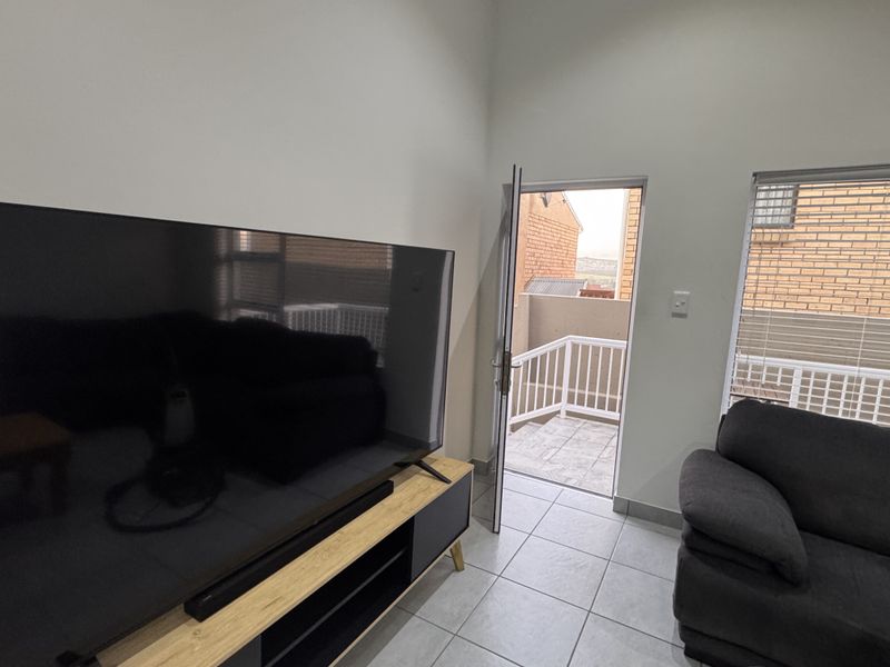 Newly Released 3 Bedroom Duet for Sale in Hartenbos Heuwels - Photo 8