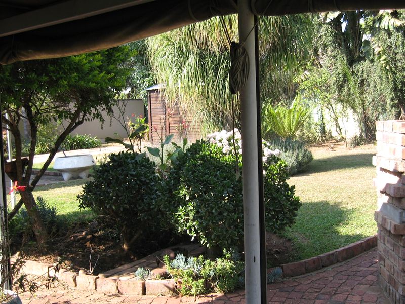 Cozy Family Home For Sale in a very Popular Area - Photo 7