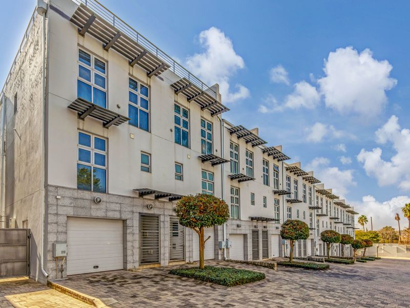 Exclusive Four-Level Luxury Townhouse with a Private Penthouse-Style Master Suite - Photo 2