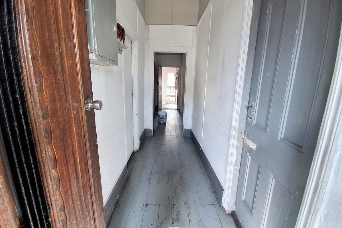 6-Room Rental Property for Sale in Quigney - Photo 5