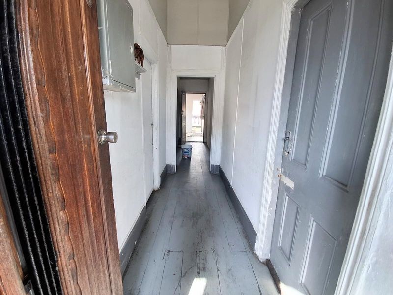 6-Room Rental Property for Sale in Quigney - Photo 5