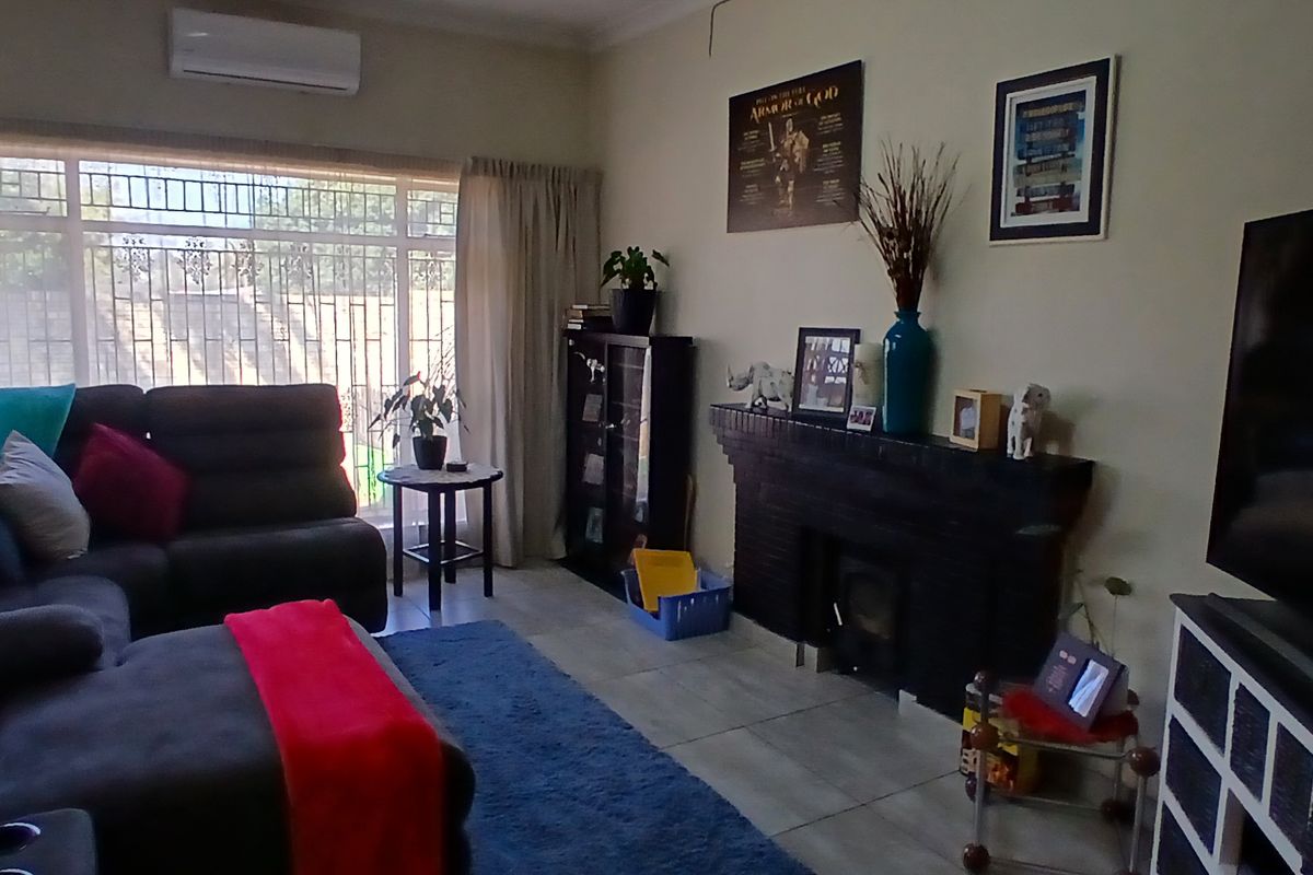 The Complete Family Home in Sought After New Redruth - Photo 5