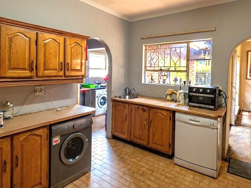 Dream Home Awaits - Photo 4