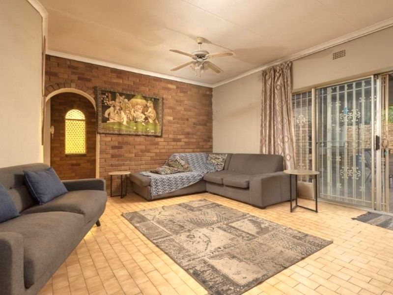Dream Home Awaits - Photo 10