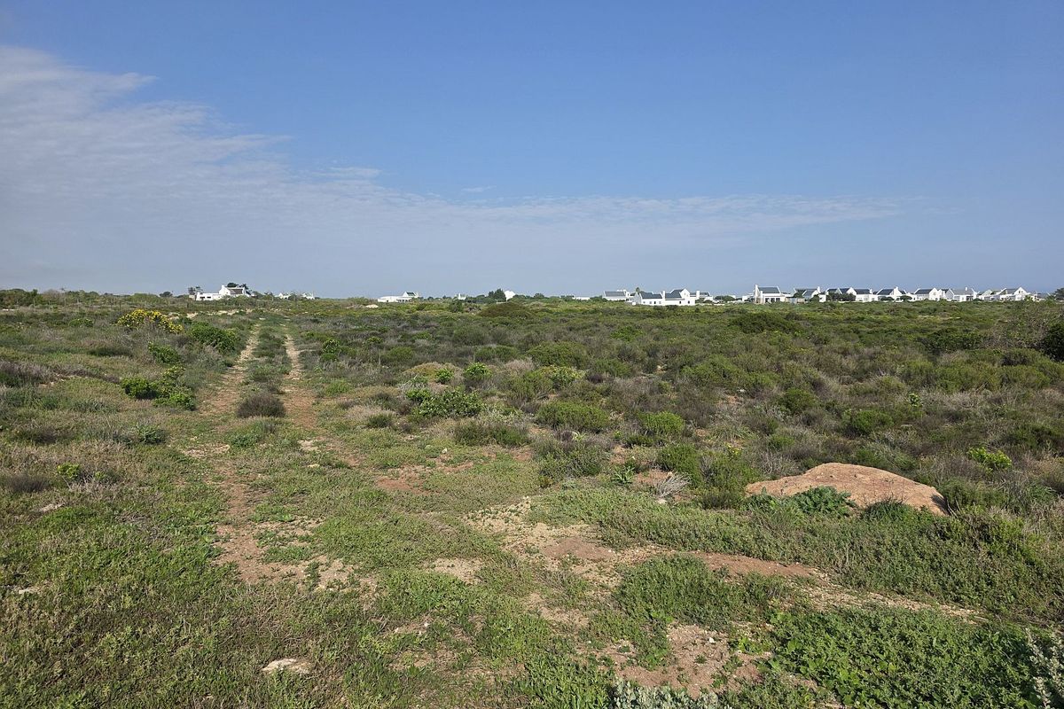 A ideal shaped smallholding in picturesque Jacobsbaai for your coastal retreat - Photo 5