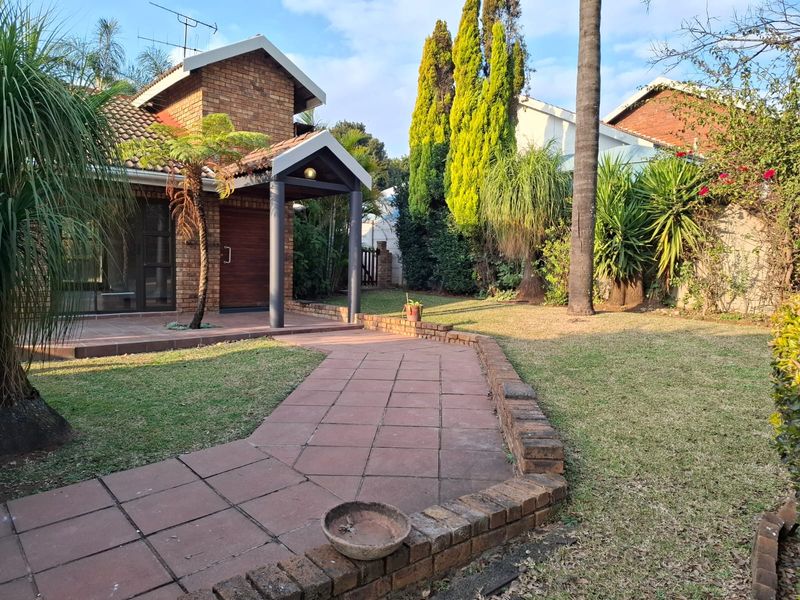 3 Bedroom duet to rent in Secura Park! - Photo 3