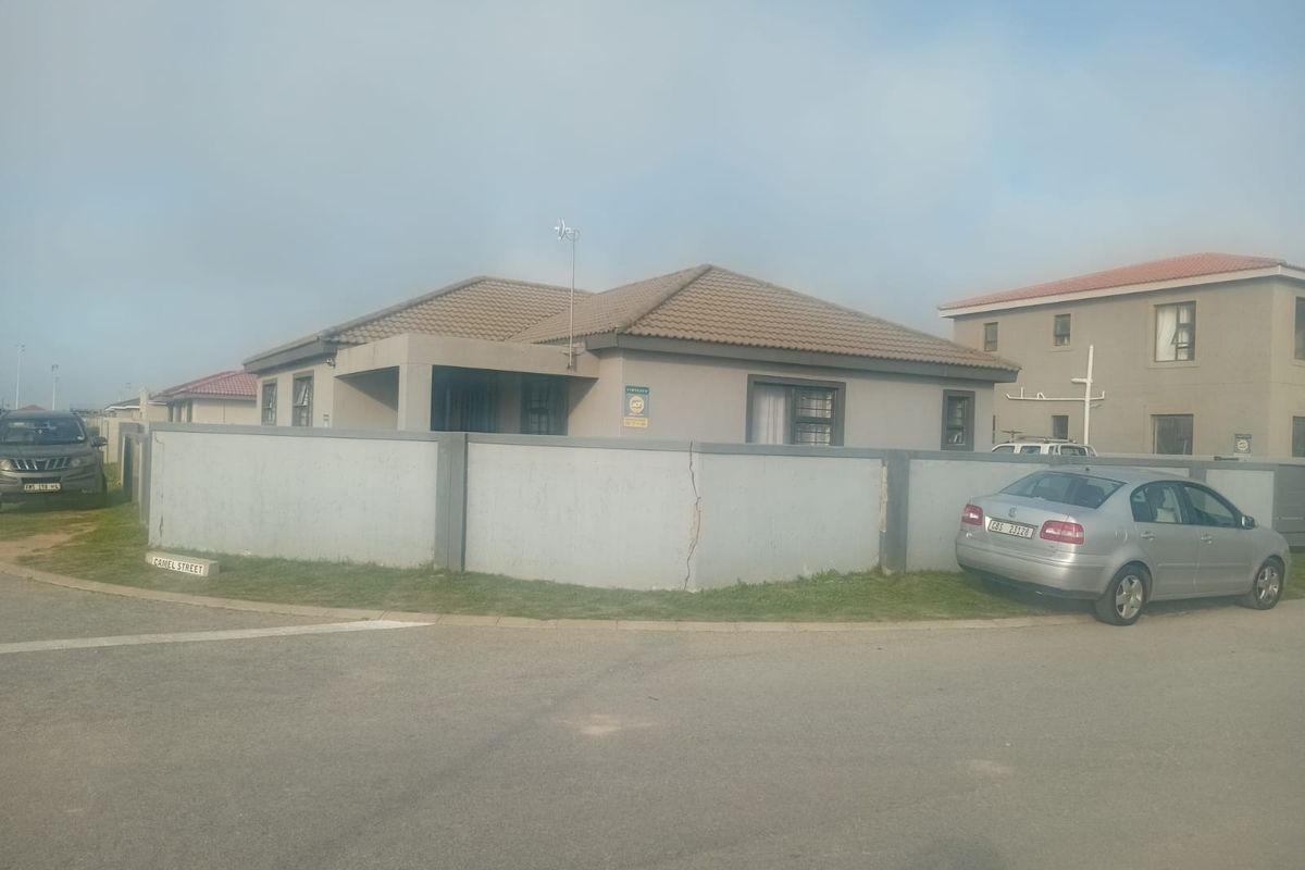 House For Sale In Mossel Bay - Photo 5