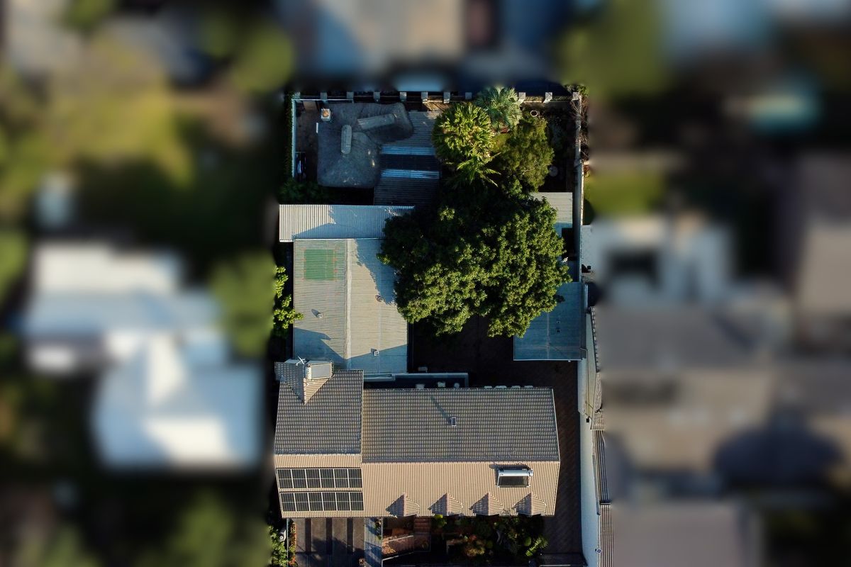 8-Bedroom Multi-Generational Mansion | 3 Living Sections | Solar & Off-Grid Ready - Photo 2