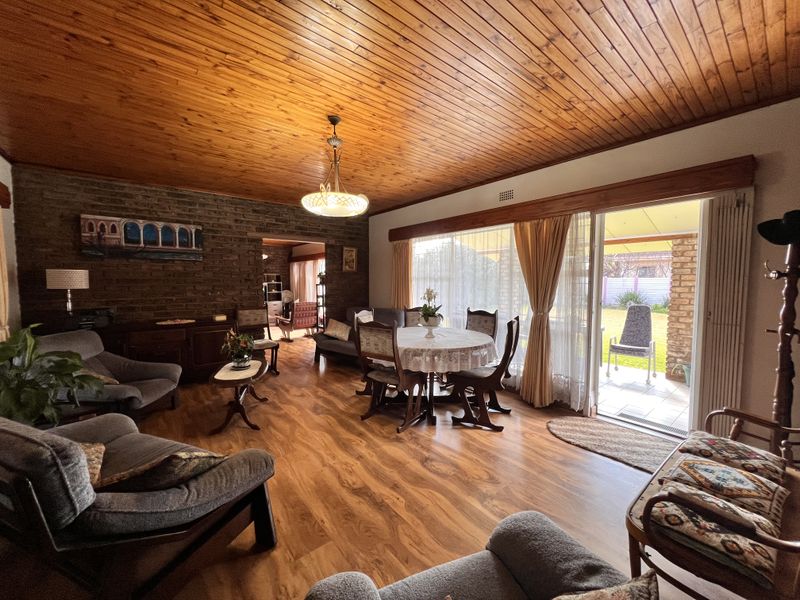 A Home That Welcomes You In! Serenity, Space, and Sunshine - Photo 6