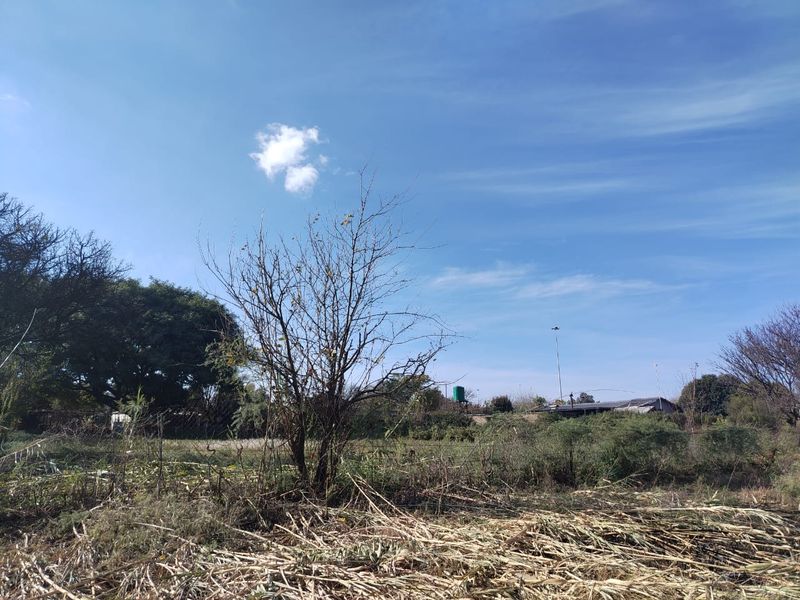 Spacious 2230m2 vacant land for sale in Derby, Rustenburg—ideal for your dream home or investment! - Photo 5