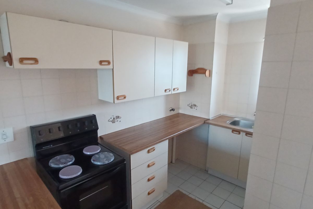 Spacious, homely apartment. - Photo 3