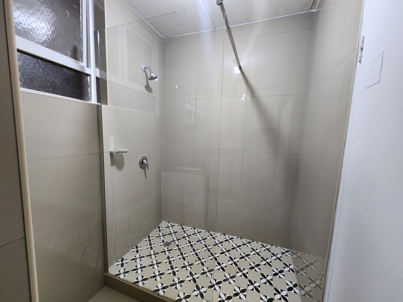 Renovated 2 Bedroom Apartment with Ocean Views for Sale in South Beach - Photo 10