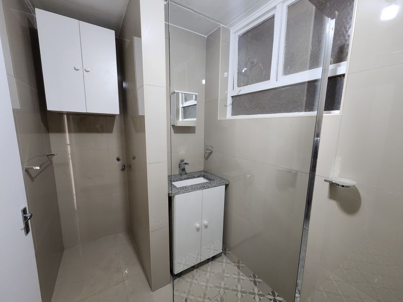 Renovated 2 Bedroom Apartment with Ocean Views for Sale in South Beach - Photo 9