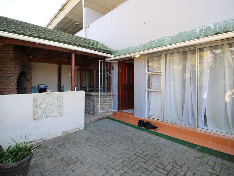 For Sale: Beautiful 2-Bedroom Apartment – The Perfect Place to Call Home! - Photo 1