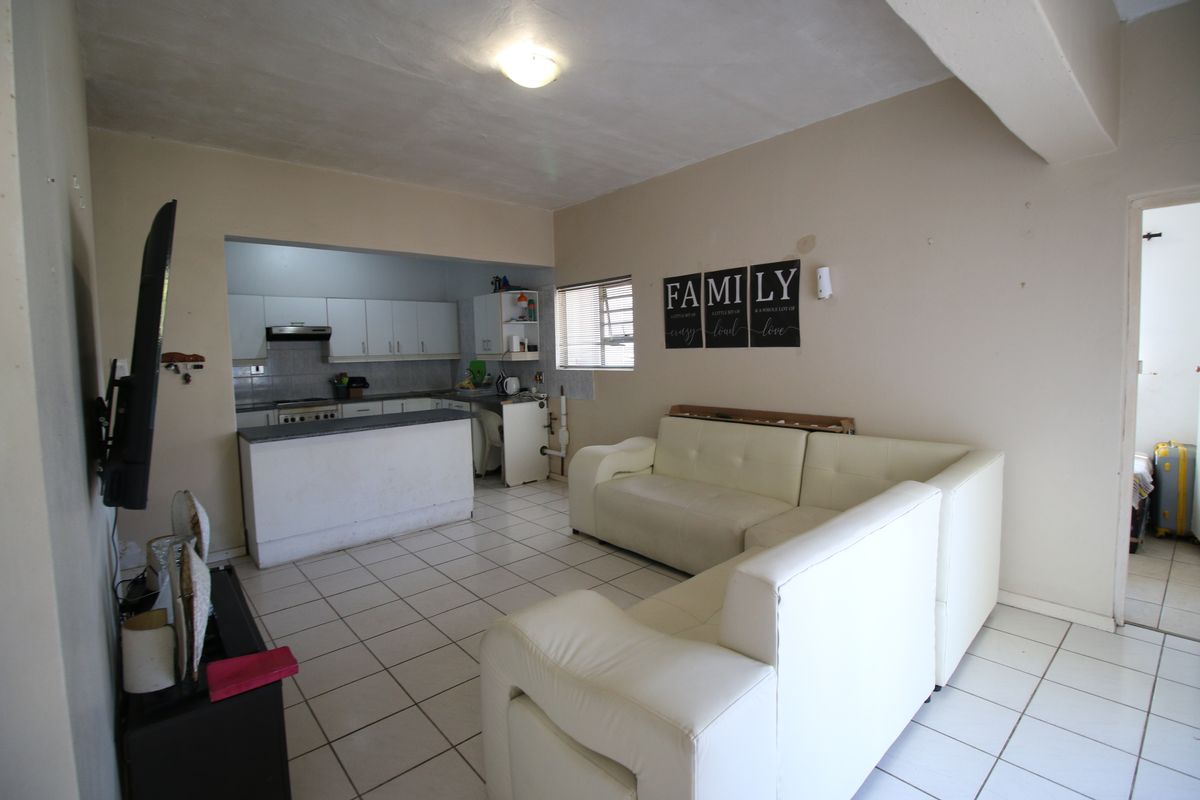 For Sale: Beautiful 2-Bedroom Apartment – The Perfect Place to Call Home! - Photo 2