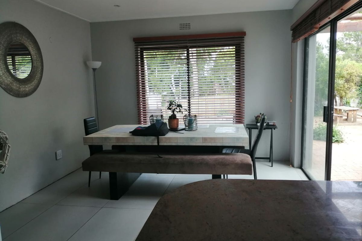 Bright and Spacious 2-Bedroom Unit with Pool & Braai! - Photo 2