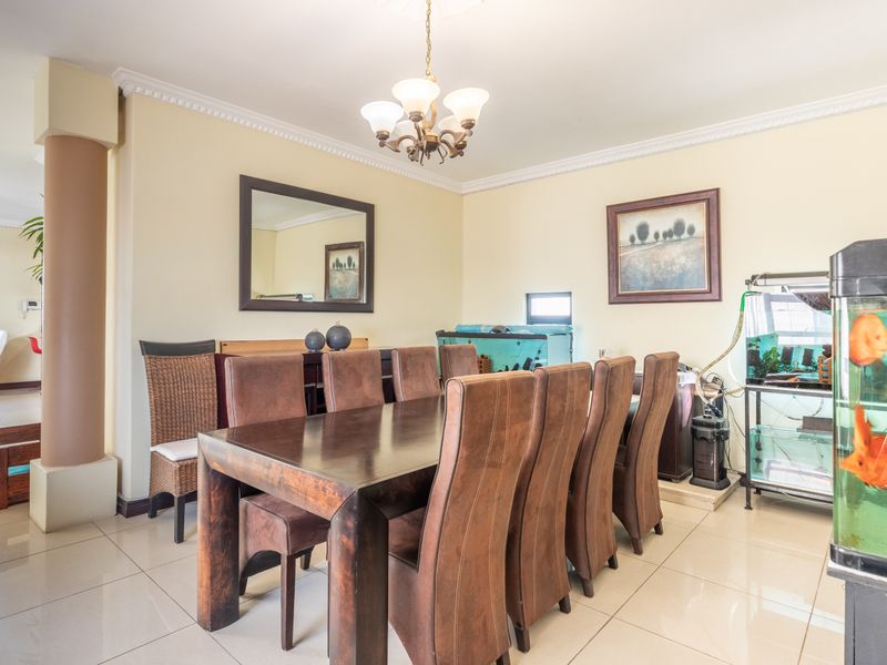 Family Home in Prime West Beach Location - Photo 7