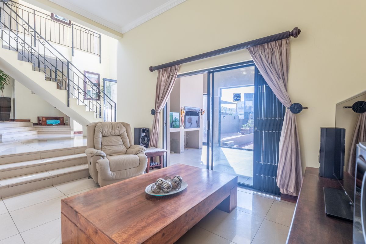 Family Home in Prime West Beach Location - Photo 3