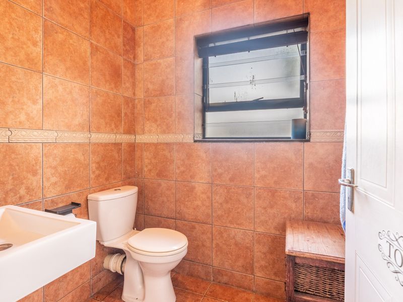 Family Home in Prime West Beach Location - Photo 10
