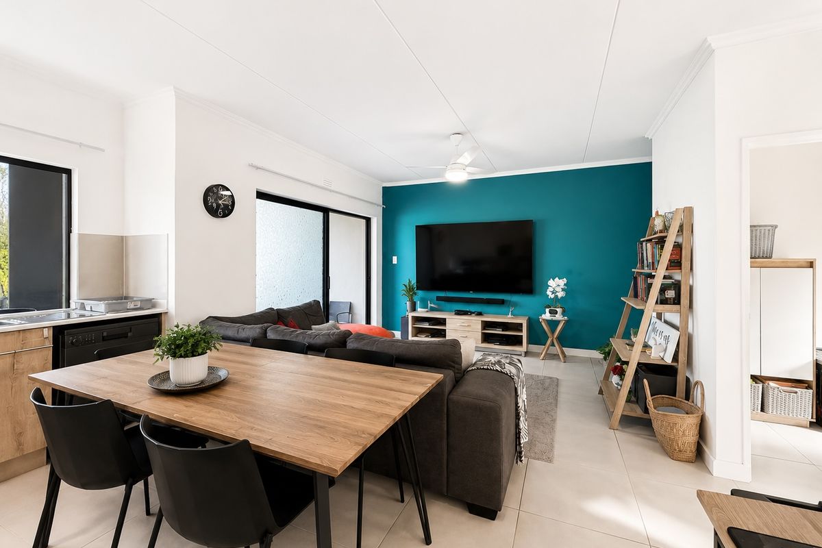 Stylish 2 Bedroom Apartment with Inverter system - Photo 5