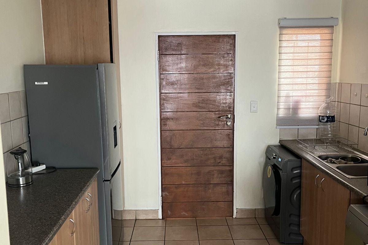 2 Bedroom apartment for sale in Soldonne, The Orchards - Photo 2