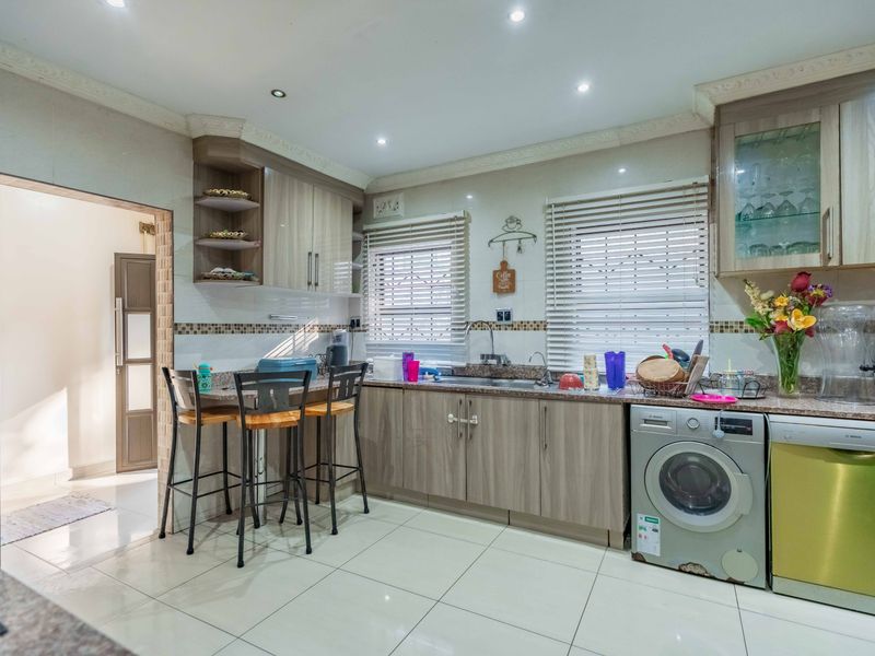Harcourts Non-distressed Modern Luxury Auction! - Photo 8