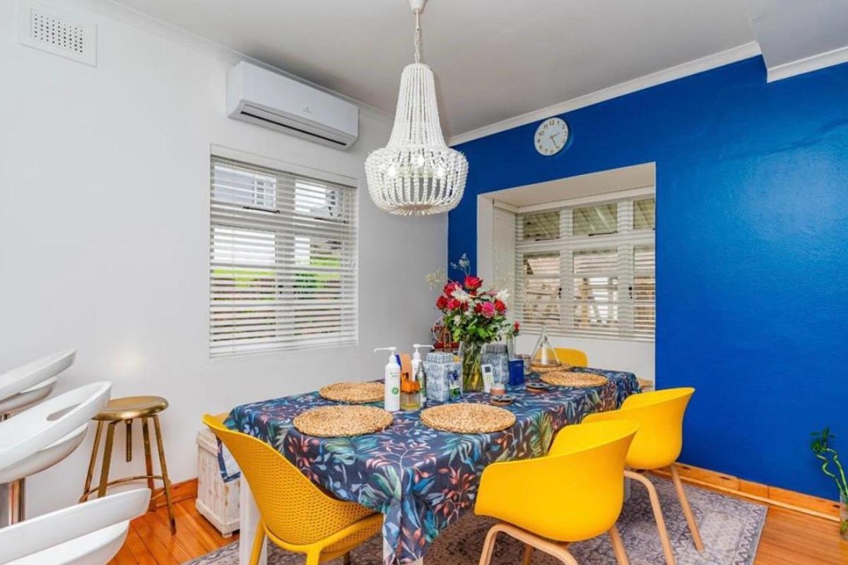 Just Move In  Beautiful Family Home with Inland Views & 2 Bedroom Granny Flat - Photo 5
